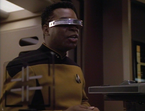 Geordi talks to Hannah