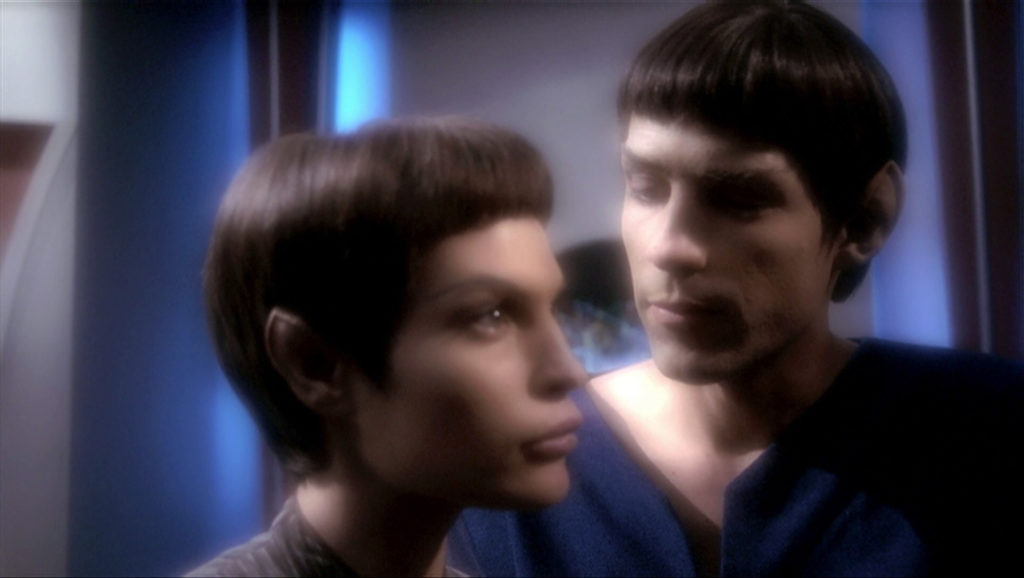 T'Pol experiences a mind meld that turns coercive in "Fusion"